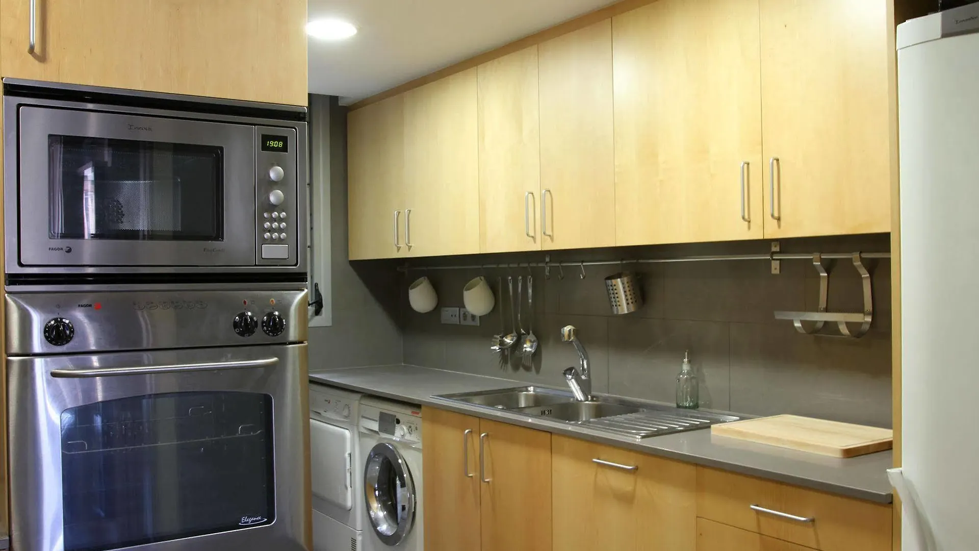 Passeig De Gracia Sun Apartament Balcony 2 Bedroo Барселона Апартаменты